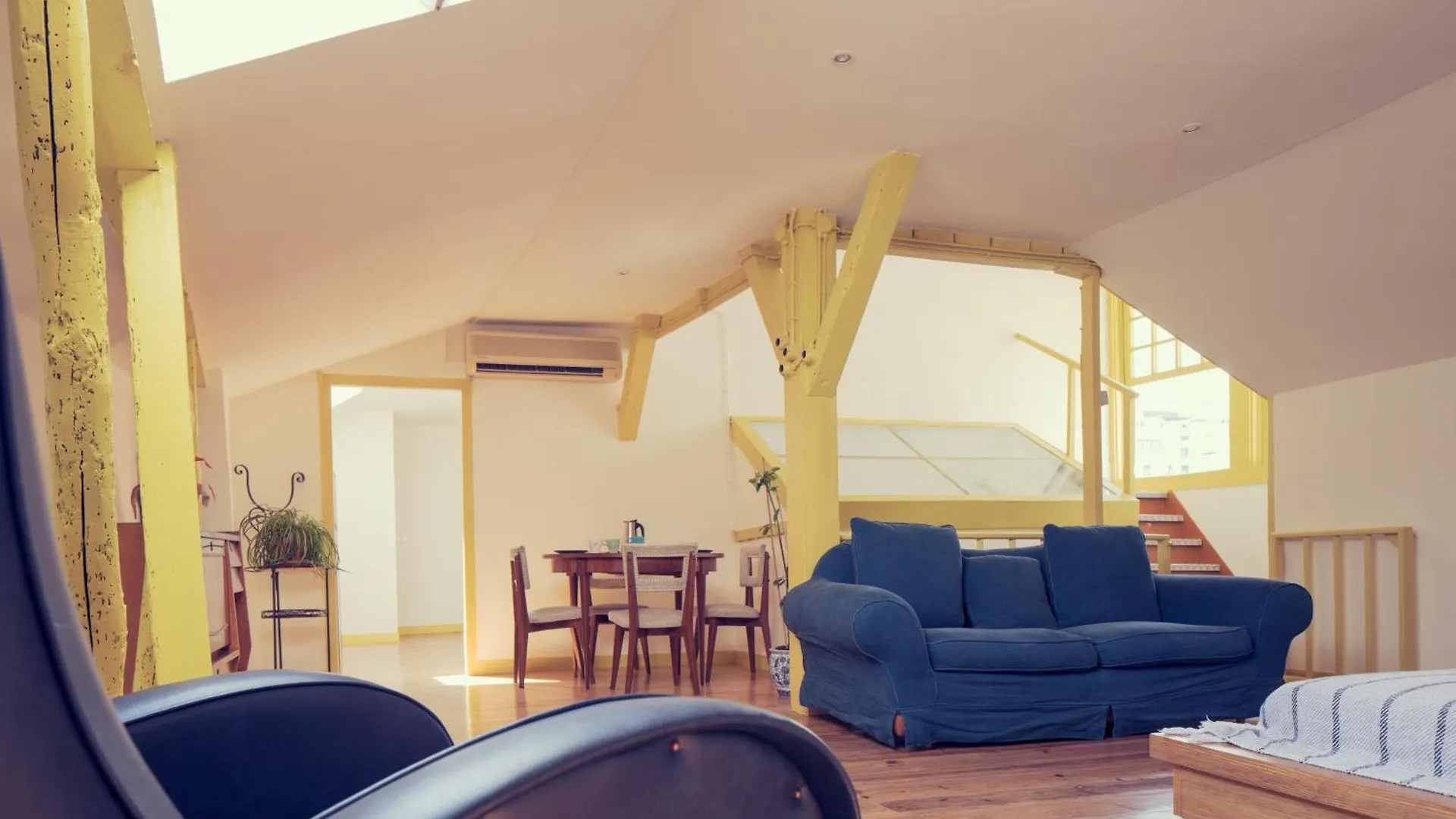 Guest house Lisbon Calling Rooms & Studio