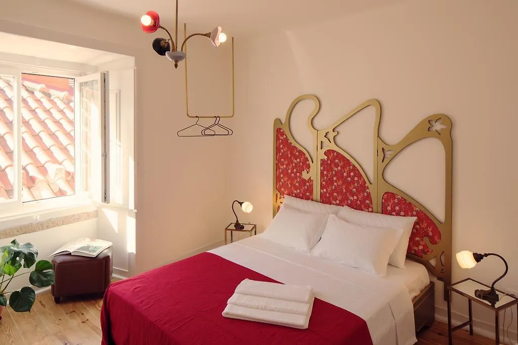Lisbon Calling Rooms & Studio 3*,  Portugal